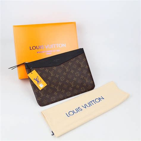 louis vuitton jey pouch|louis vuitton key pouch bloomingdale's.